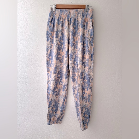 Sundry lounge jogger pants with pockets size Small - Picture 2 of 11